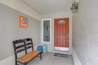 2524 Wrencrest Cir, Valrico, FL 33596 - photo 3