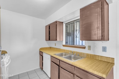 3019 E Glen Dr, El Paso, TX 79936 - photo 7