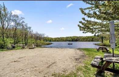 1 Mark Ave, Derry, NH 03038 - photo 5