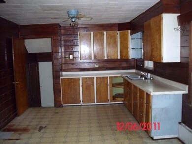 2762 W 39th Place, Gary, IN 46408 - photo 4