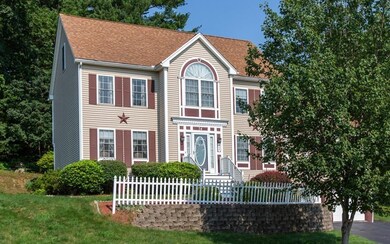 34 Sarah j Cir, Haverhill, MA 01832 - photo 2