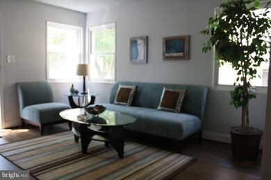 444 Burbank St SE, Washington, DC 20019 - photo 2