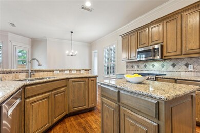 6018 Goodwin Ave, Dallas, TX 75206 - photo 3