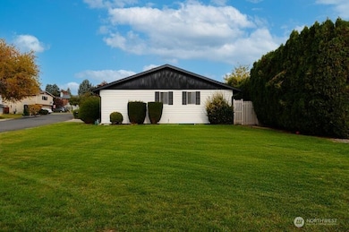 305 N 50th Ave, Yakima, WA 98908 - photo 2