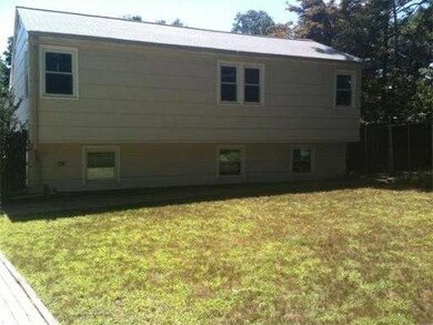 9 Phyllis Dr, Randolph, MA 02368 - photo 3