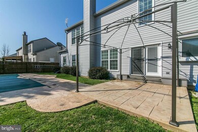 9569 Oakenshaw Dr, Manassas, VA 20110 - photo 2