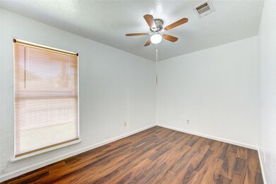 6813 Greenyard Dr, Houston, TX 77086 - photo 6