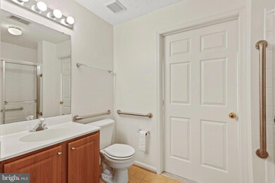 3040 Hunting Ridge Dr, Owings Mills, MD 21117 - photo 4