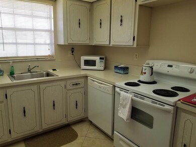 Kitchen 4