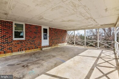 6307 Barnett Ave, Sykesville, MD 21784 - photo 5