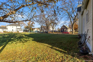 28 E James St, River Rouge, MI 48218 - photo 7