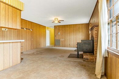 207 Oakmont Dr, Boiling Springs, SC 29316 - photo 4