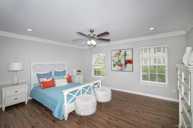 1301 Dolphin Ln unit 1301, Holbrook, NY 11741 - photo 6