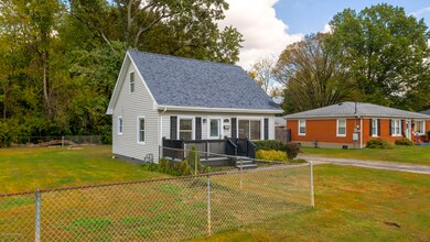 5051 Columbia Ave-1002