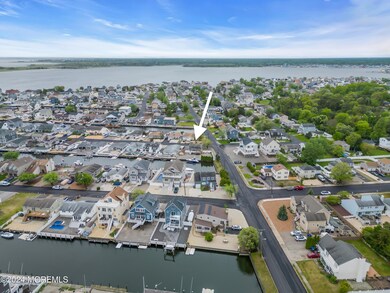 302 Stephan Ave, Toms River, NJ 08753 - photo 2