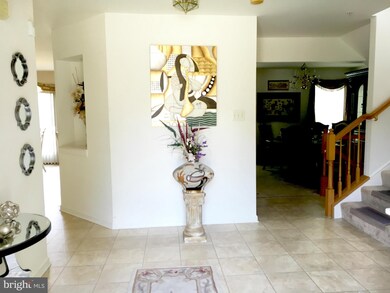 1114 Wood Duck Ct, Upper Marlboro, MD 20774 - photo 2