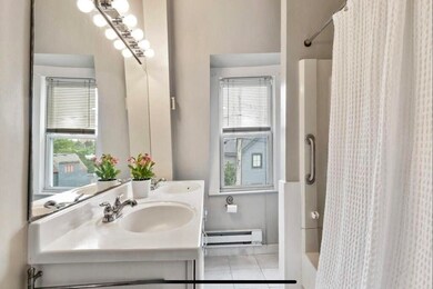 53 Franklin St unit SF, Somerville, MA 02145 - photo 2