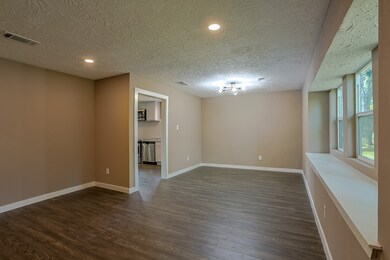 3215 Springhill Dr, Missouri City, TX 77459 - photo 6