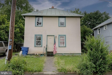 305 Prospect St, Front Royal, VA 22630 - photo 2