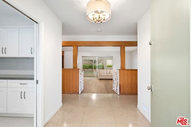 6204 S Corning Ave, Los Angeles, CA 90056 - photo 5