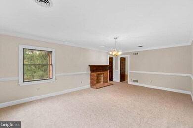 11 Woodward Ct, Reisterstown, MD 21136 - photo 3