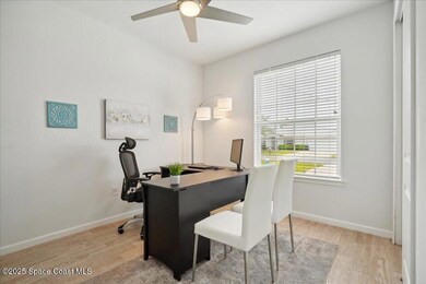 Venice office bedroom 3