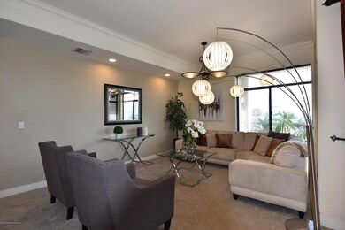 742 Locust St unit 402, Pasadena, CA 91101 - photo 4