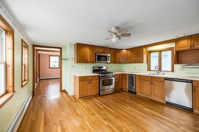 78 Wethersfield St, Rowley, MA 01969 - photo 4