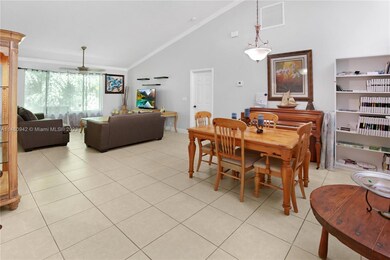 7252 Solandra Ln, Tamarac, FL 33321 - photo 7