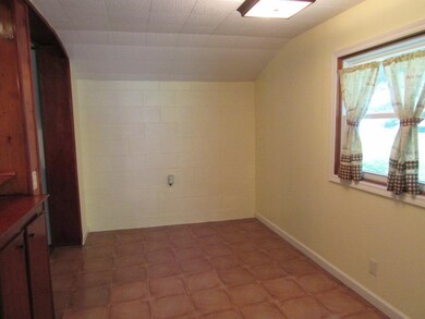 1824 Clifford Dr, Erie, PA 16505 - photo 6