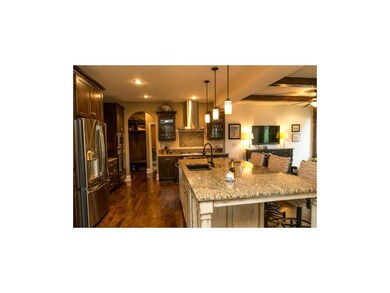 Kitchen w/Walk-in Pantry