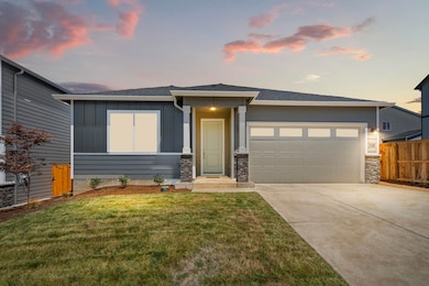 109 Valemont Dr unit 32, Eagle Point, OR 97524 - photo 2