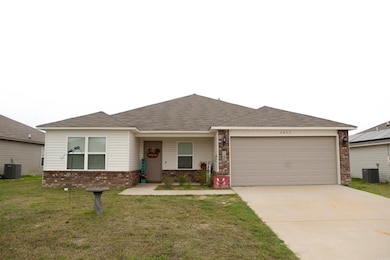 4033 Kings River Trail, Bauxite, AR 72011 - photo 2