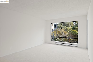 7 Commodore Dr unit A355, Emeryville, CA 94608 - photo 2