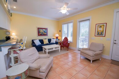 231-la-valencia-circle-008