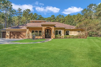 large lot makes for huge front and back yards
