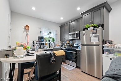 46 N Jefferson St, Orange, NJ 07050 - photo 7