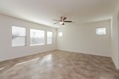 005-photo-master-bedroom-6524538