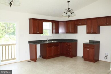 0 Aden Dr unit 1004660764, Strasburg, VA 22657 - photo 2