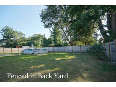 72 Crescent Rd, Manchester, NH 03103 - photo 2