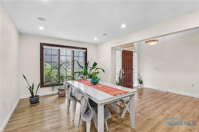 2110 Austin Bluffs Ct, Toledo, OH 43615 - photo 5