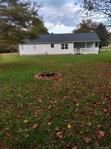 133 Potts Grant Ln, Statesville, NC 28625 - photo 2