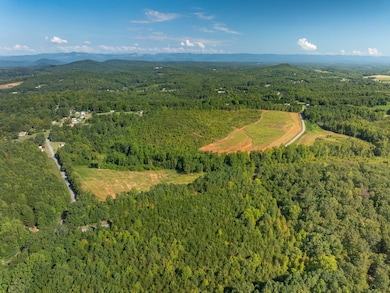 02 Hood Rd unit 2, Easley, SC 29640 - photo 6