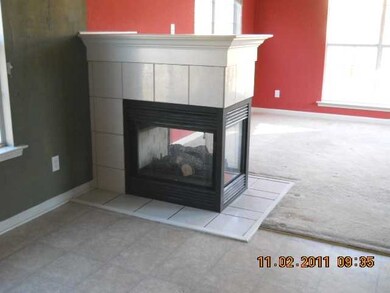 Double-sided fireplace