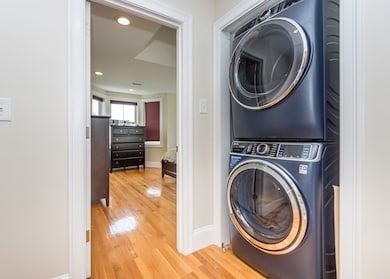 43 Hammond St unit 1, Waltham, MA 02451 - photo 3