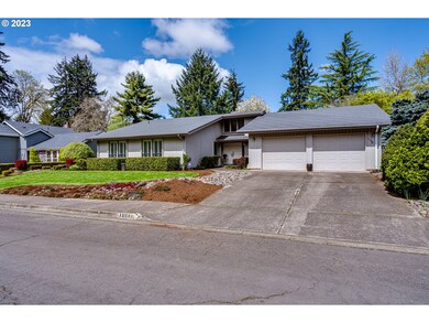 1854 Russet Dr, Eugene, OR 97401 - photo 2