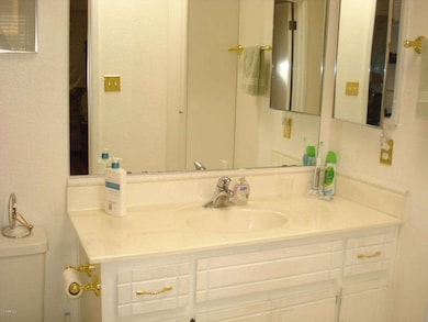 934 S Eagle Cir, Mesa, AZ 85208 - photo 5