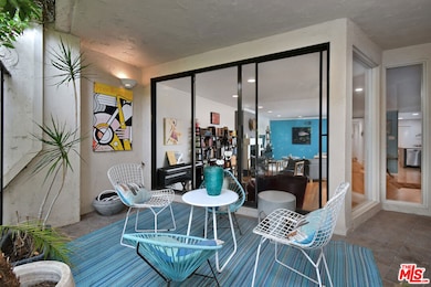 11687 Bellagio Rd unit 3, Los Angeles, CA 90049 - photo 7