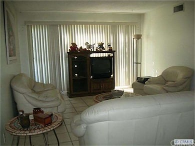 Spacious light and bright living room.