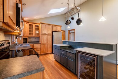 65 Roby Rd, Goffstown, NH 03045 - photo 2